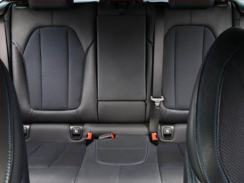 BMW X4 - hlavní fotka