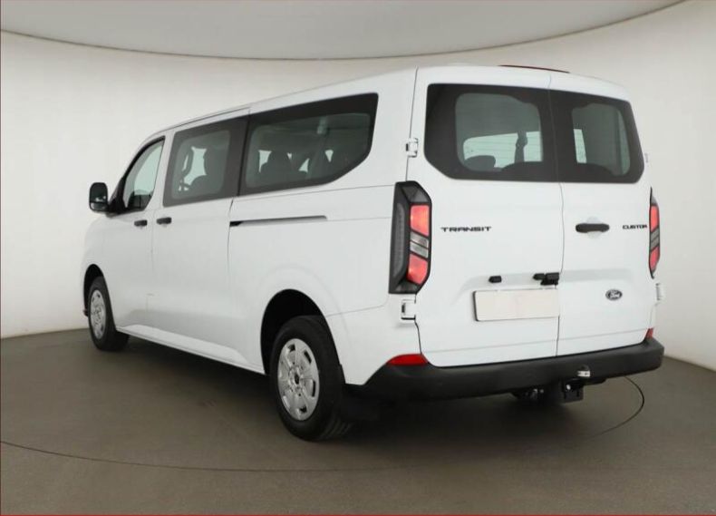 Ford Transit - hlavní fotka