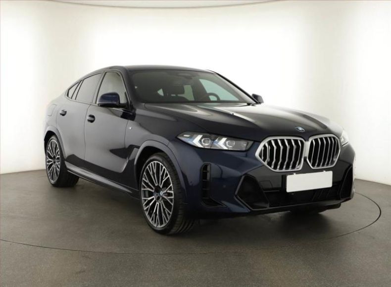 BMW X6 - hlavní foto