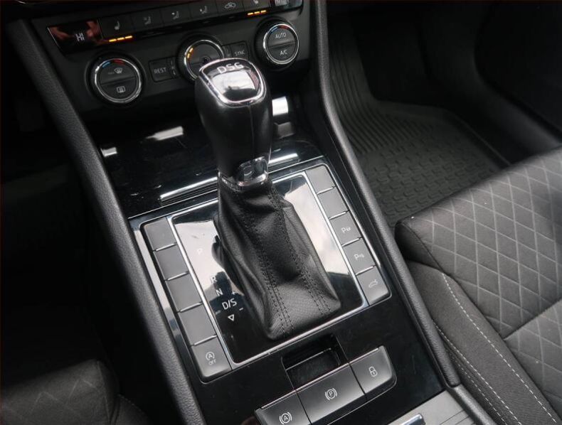 Škoda Superb - hlavní fotka