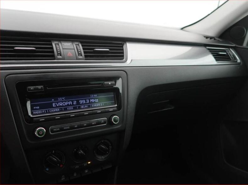 Škoda Rapid - hlavní fotka