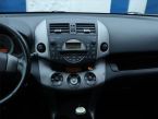 Toyota RAV 4 - fotka číslo 11