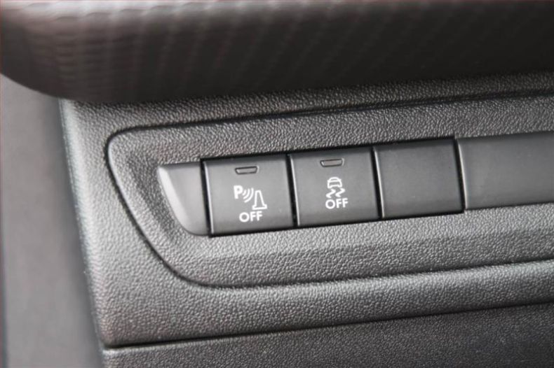 Peugeot 2008 - hlavní fotka