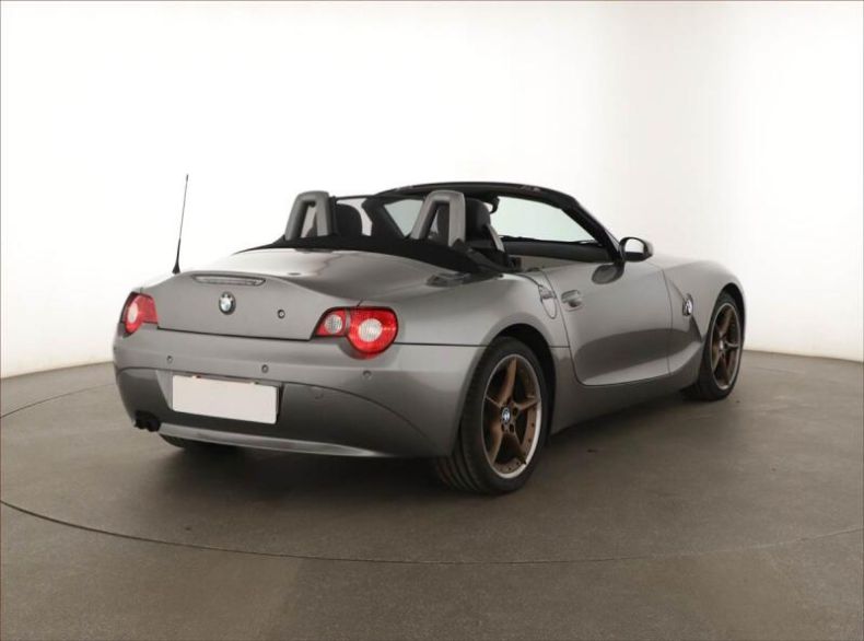 BMW Z4 - hlavní fotka