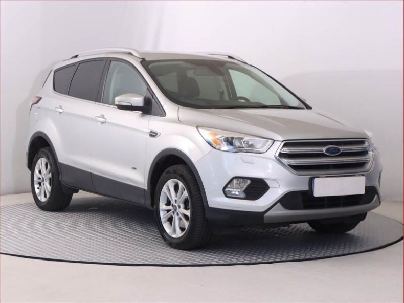 Ford Kuga - hlavní foto