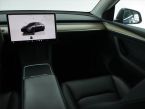 Tesla Model Y - fotka číslo 7