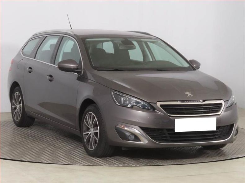 Peugeot 308 - hlavní foto