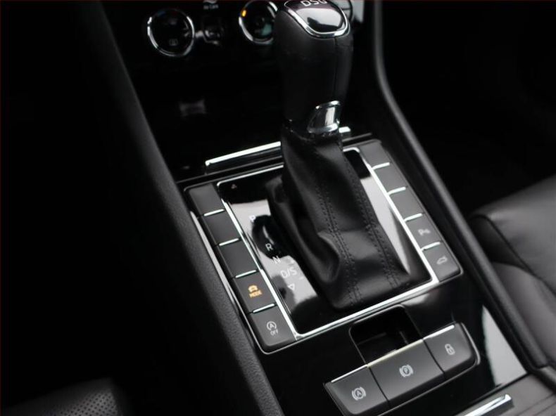 Škoda Superb - hlavní fotka