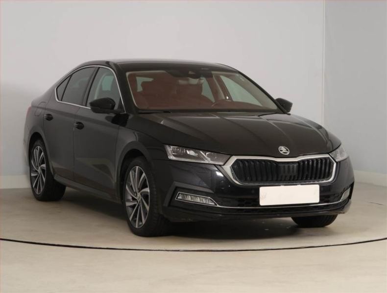 Škoda Octavia - hlavní fotka