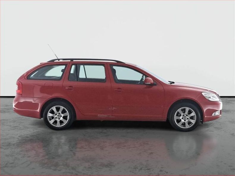 Škoda Octavia - hlavní fotka