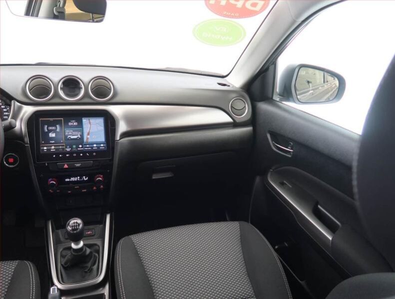 Suzuki Vitara - hlavní fotka