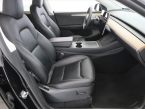 Tesla Model Y - fotka číslo 8