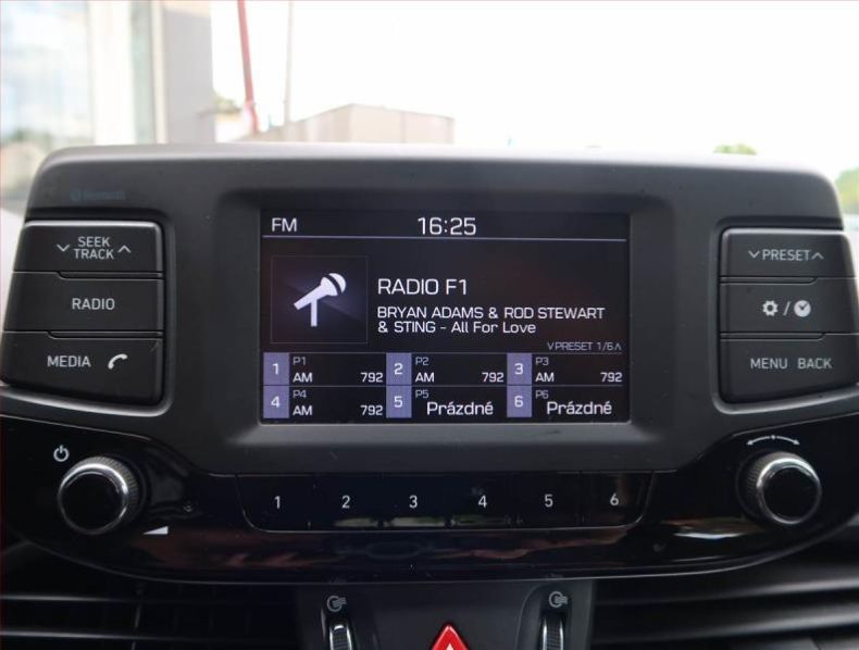 Hyundai i30 - hlavní fotka