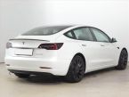 Tesla Model 3 - fotka číslo 4