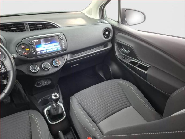 Toyota Yaris - hlavní fotka