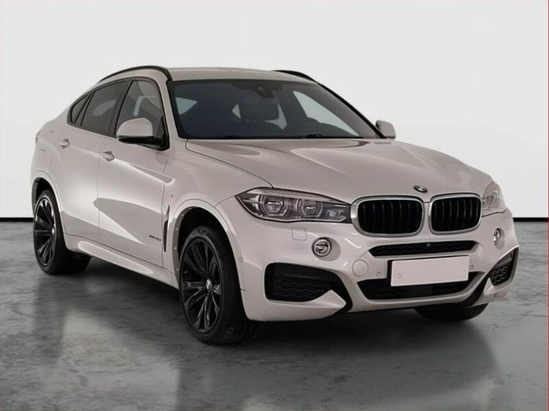 BMW X6 - hlavní foto