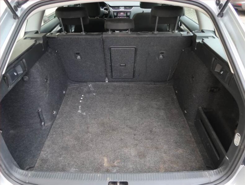 Škoda Octavia - hlavní fotka