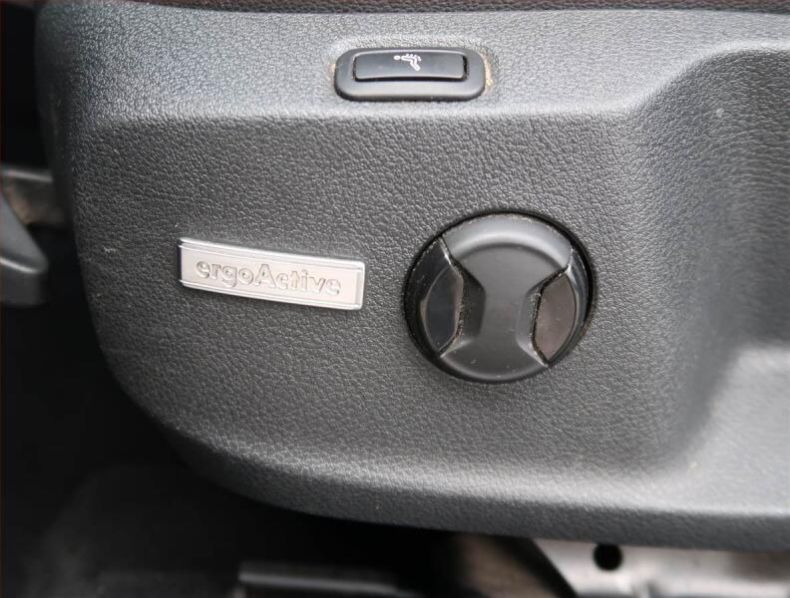 Volkswagen Golf - hlavní fotka