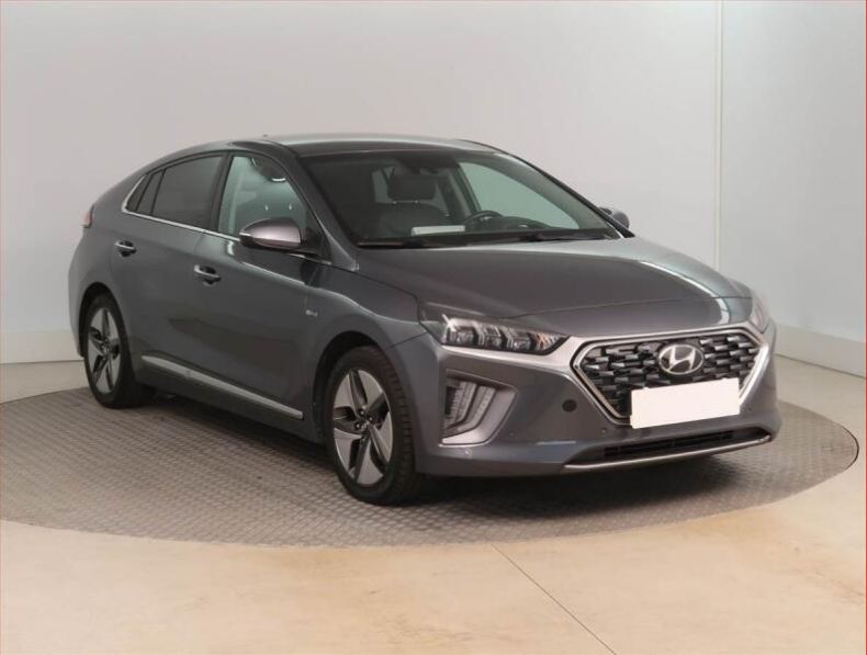 Hyundai Ioniq - hlavní foto