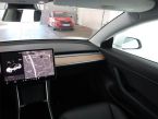 Tesla Model 3 - fotka číslo 7