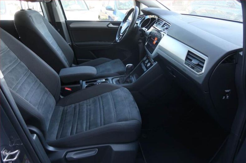 Volkswagen Touran - hlavní fotka