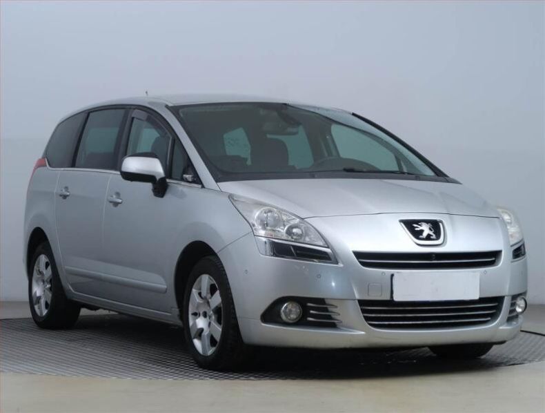 Peugeot 5008 - hlavní foto
