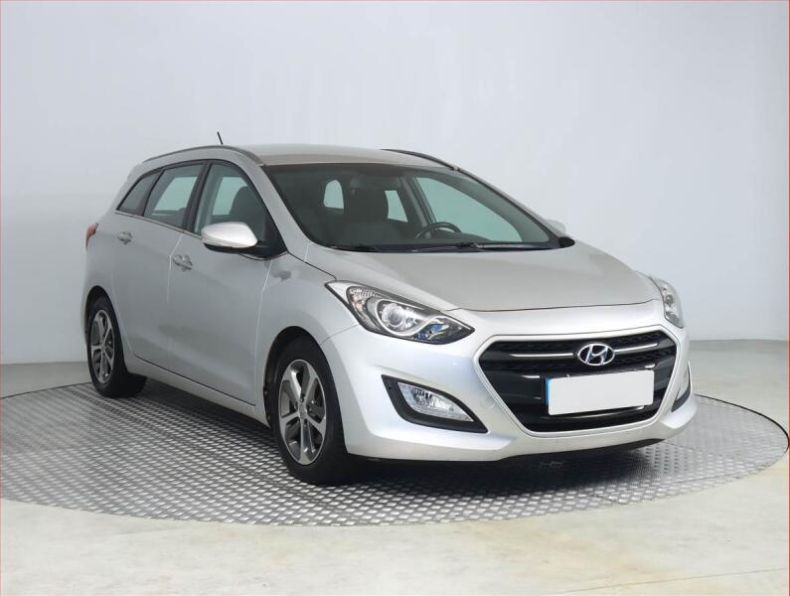 Hyundai i30 - hlavní fotka inzerátu