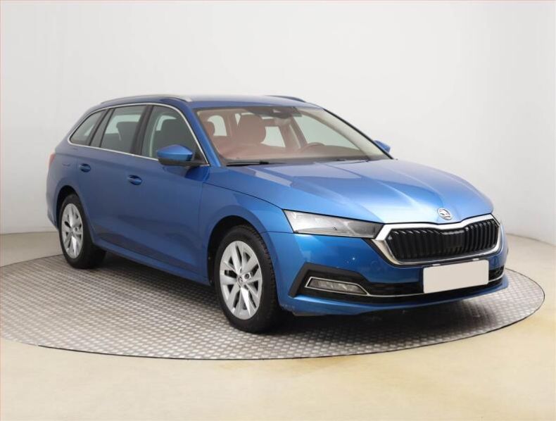 Škoda Octavia - hlavní fotka