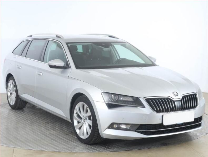 Škoda Superb - hlavní fotka inzerátu