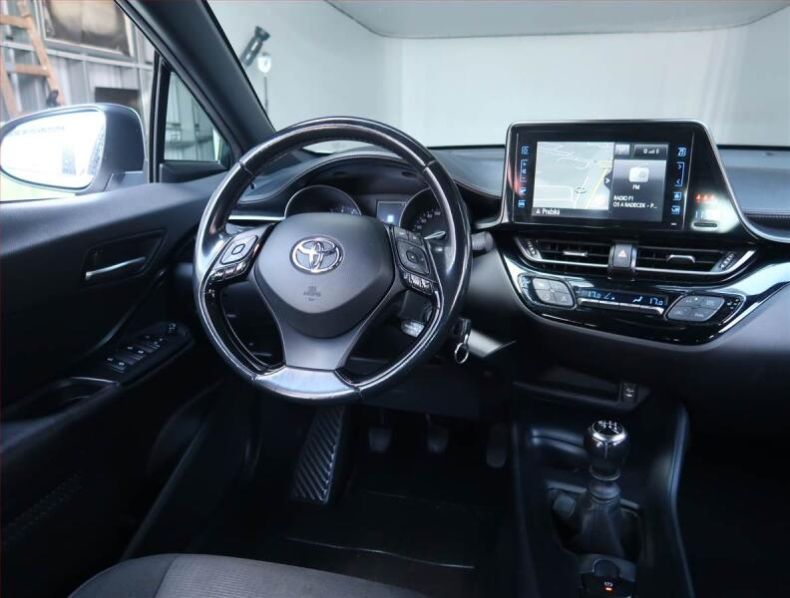 Toyota C-HR - hlavní fotka