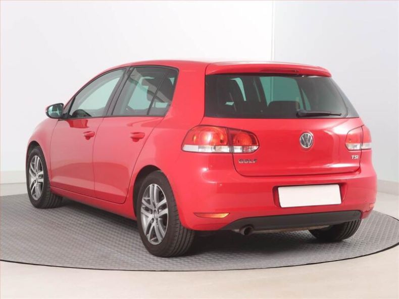 Volkswagen Golf - hlavní fotka