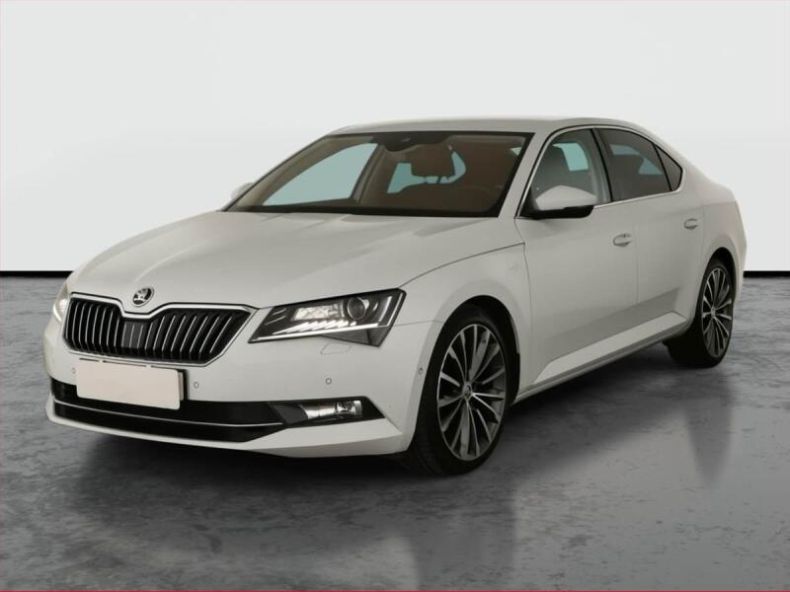 Škoda Superb - hlavní fotka