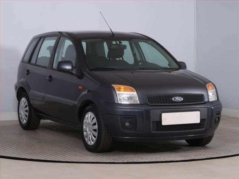 Ford Fusion - hlavní foto