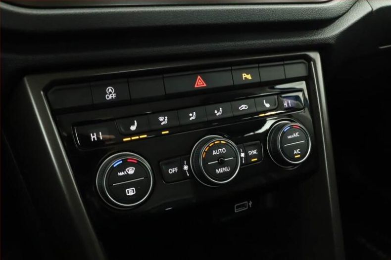 Volkswagen T-Roc - hlavní fotka