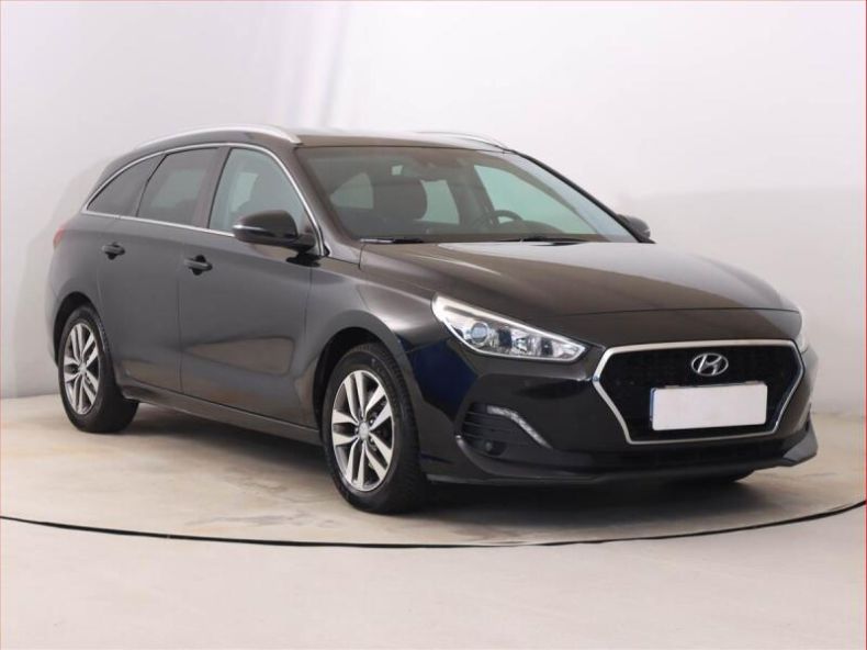 Hyundai i30 - hlavní foto
