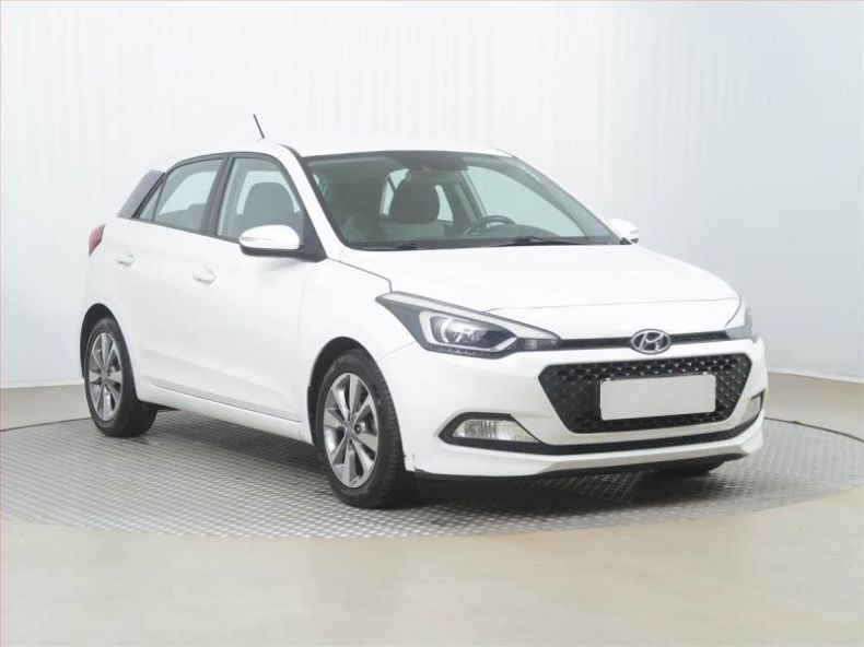 Hyundai i20 - hlavní foto