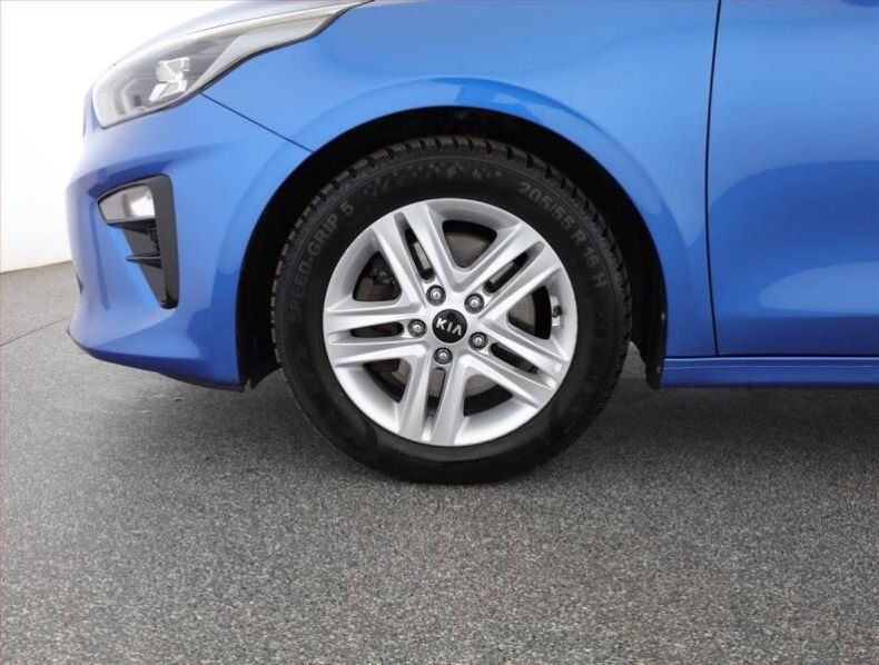 Kia Cee'd - hlavní fotka