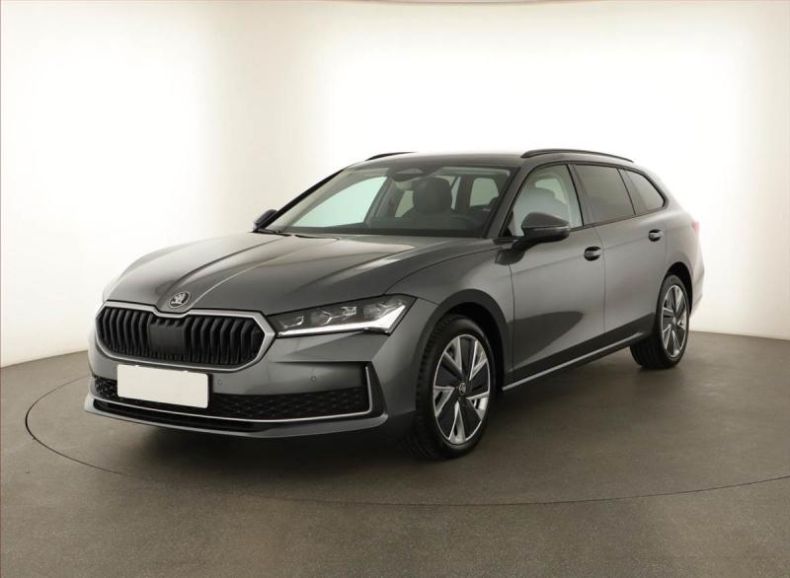 Škoda Superb - hlavní fotka