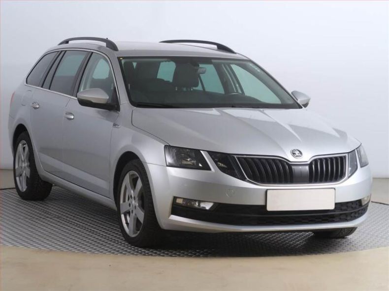 Škoda Octavia - hlavní foto