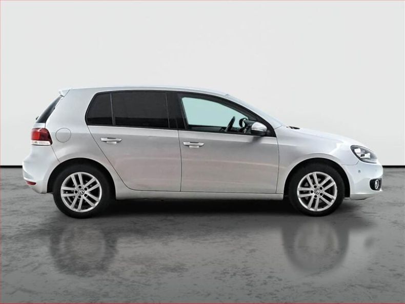 Volkswagen Golf - hlavní fotka