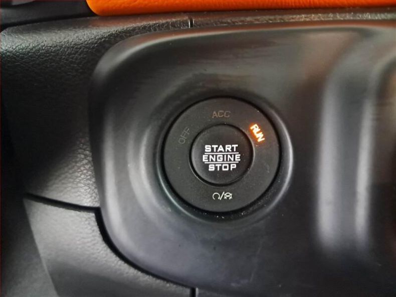 Jeep Wrangler - hlavní fotka