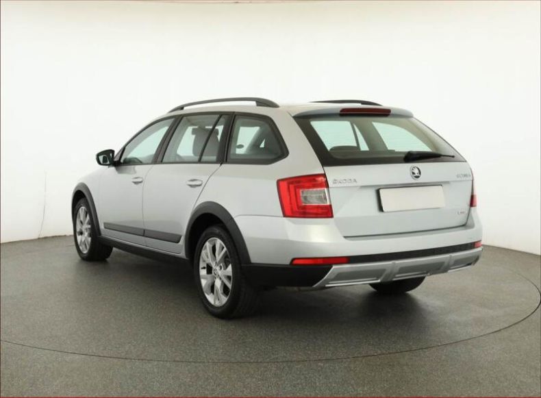 Škoda Octavia - hlavní fotka