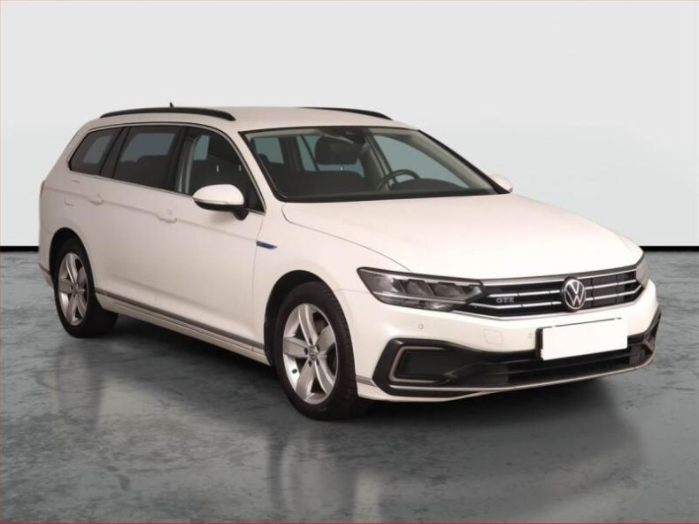 Volkswagen Passat - hlavní foto