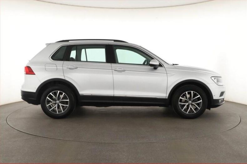 Volkswagen Tiguan - hlavní fotka