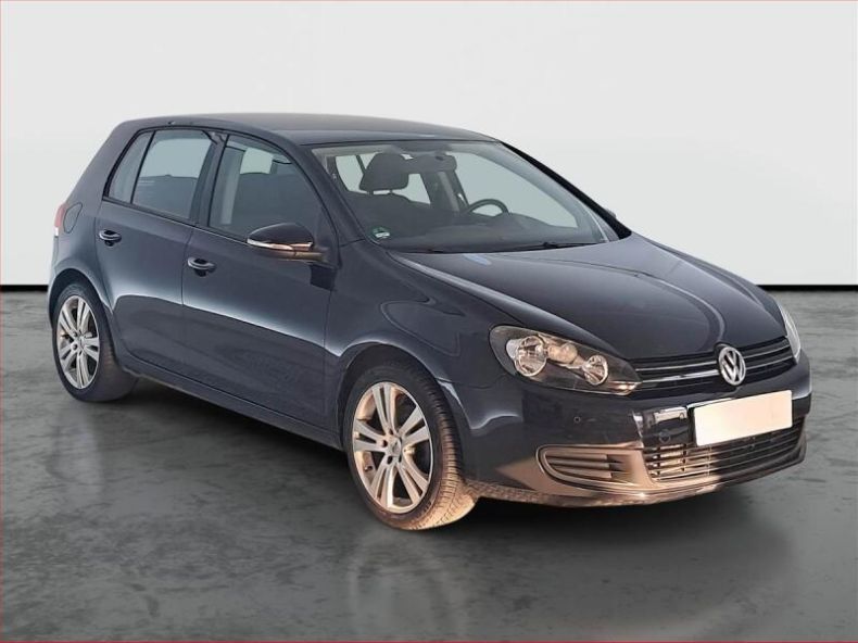 Volkswagen Golf - hlavní foto