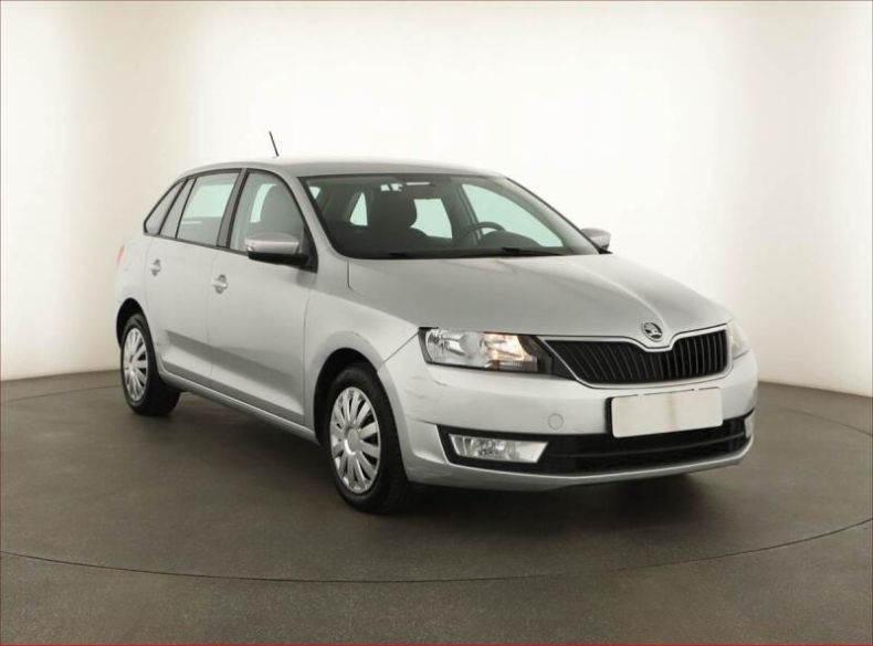 Škoda Rapid - hlavní foto