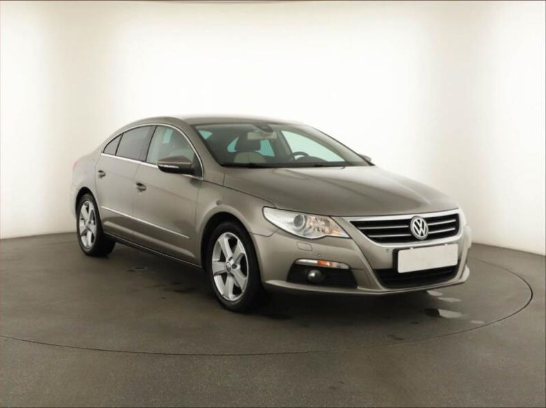 Volkswagen Passat - hlavní fotka inzerátu