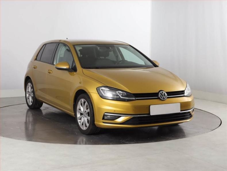 Volkswagen Golf - hlavní foto