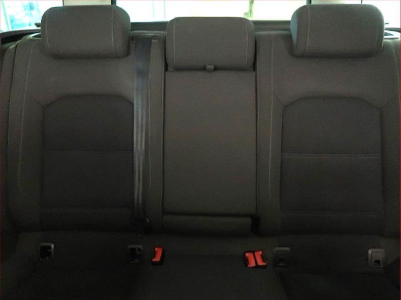 Volkswagen Passat - hlavní fotka