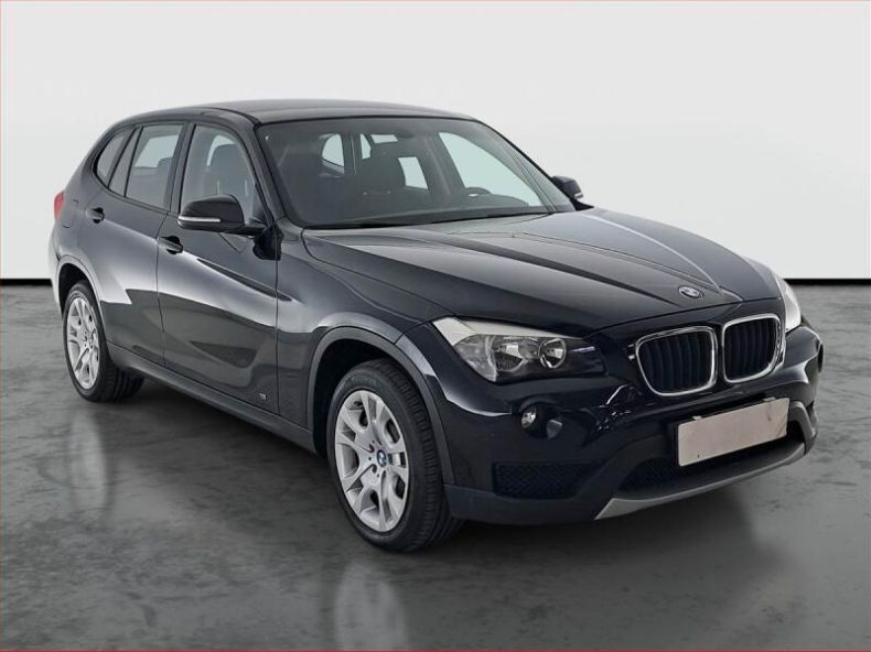 BMW X1 - hlavní foto
